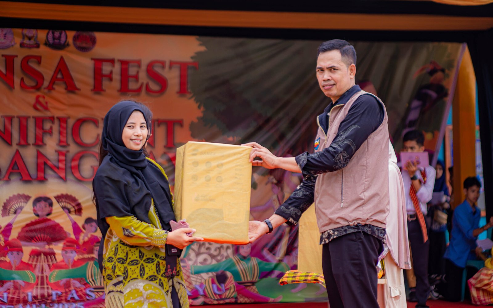 Strategies for Educational Branding and Online Reputation Management